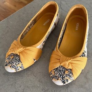 VIVAIA Women's Yellow Knot Ballet Flats